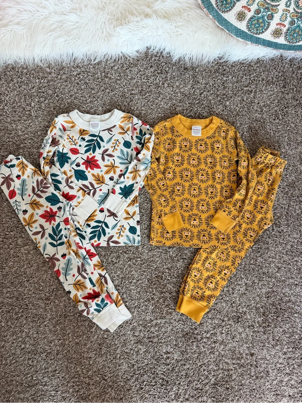 Hanna Andersson Pajama Set lot of 2 size 4